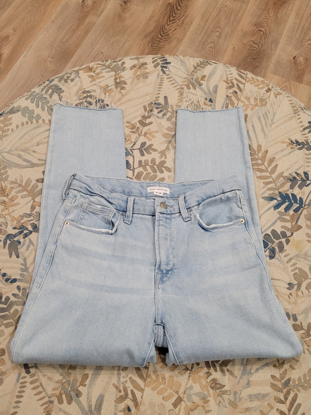 Good American Light Wash Skinny Jeans